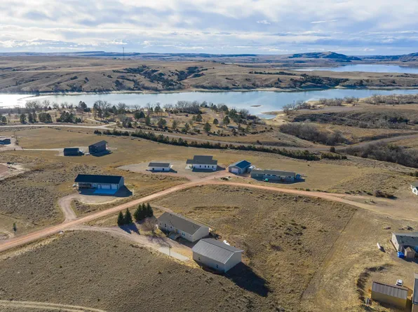 13382 Sea Gull Rd, Hot Springs, SD 57747