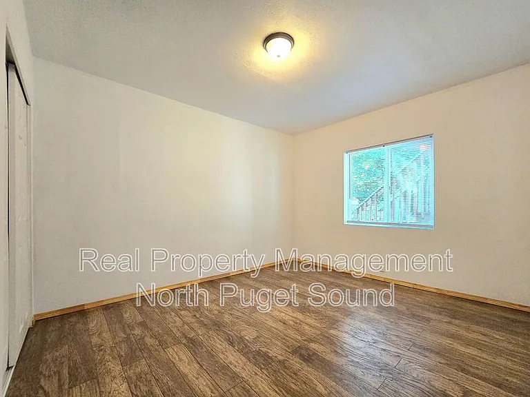 15602 Ash Way #1 — Photo 11