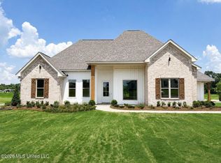 409 Lennon Ln, Brandon, MS 39047