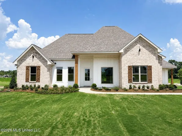 409 Lennon Ln, Brandon, MS 39047