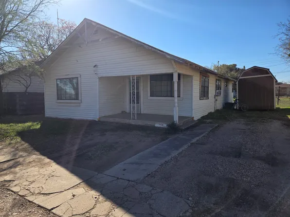 444 NW Ave E, Hamlin, TX 79520