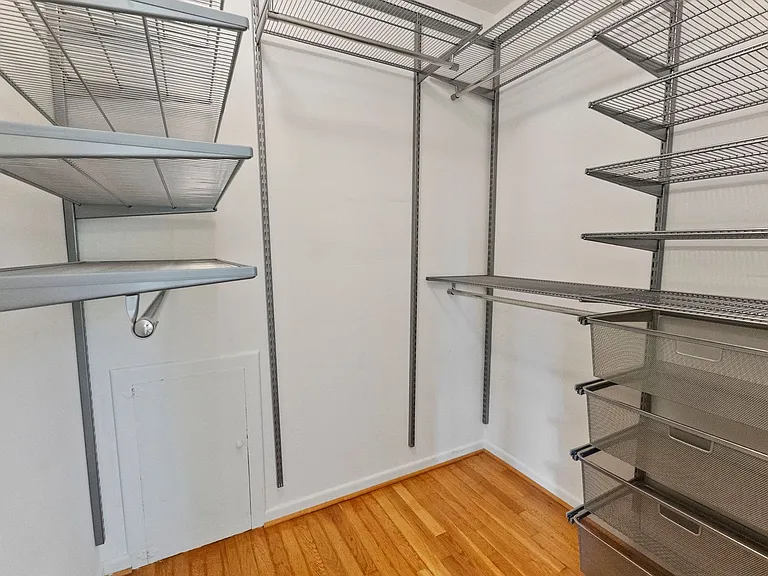 1731 Tamerisk Ct — Photo 35