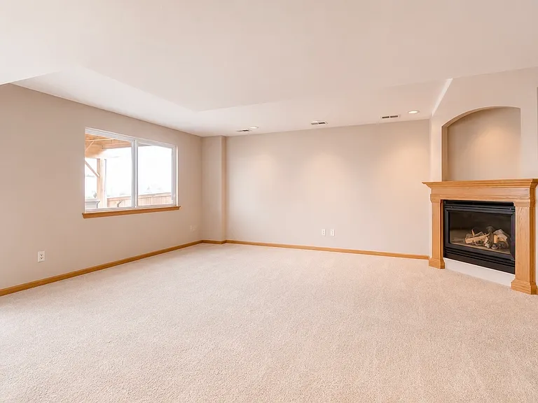 9865 Glenstone Trl — Photo 18