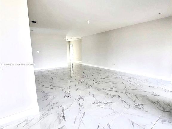 5th image of 4261 SW 178th Ave