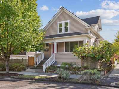 1102 NE Beech St, Portland, OR, 97212