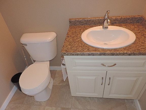 5th image of 705 A Rocky Way Unit C