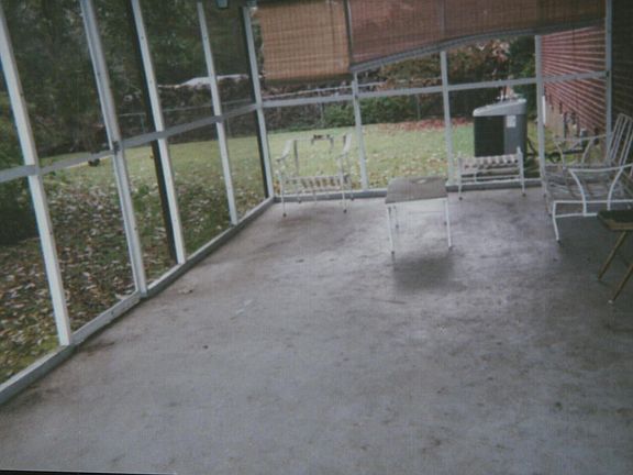 5th image of 913 Cokesbury Dr