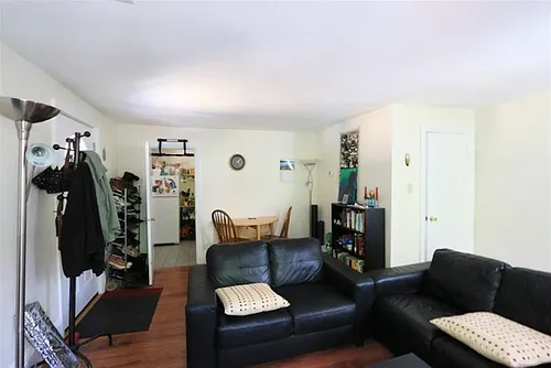 400 Franklin St #6 Photo 1