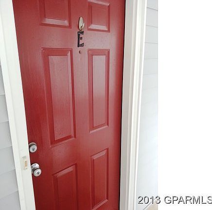 2nd image of 141 E Victoria Court