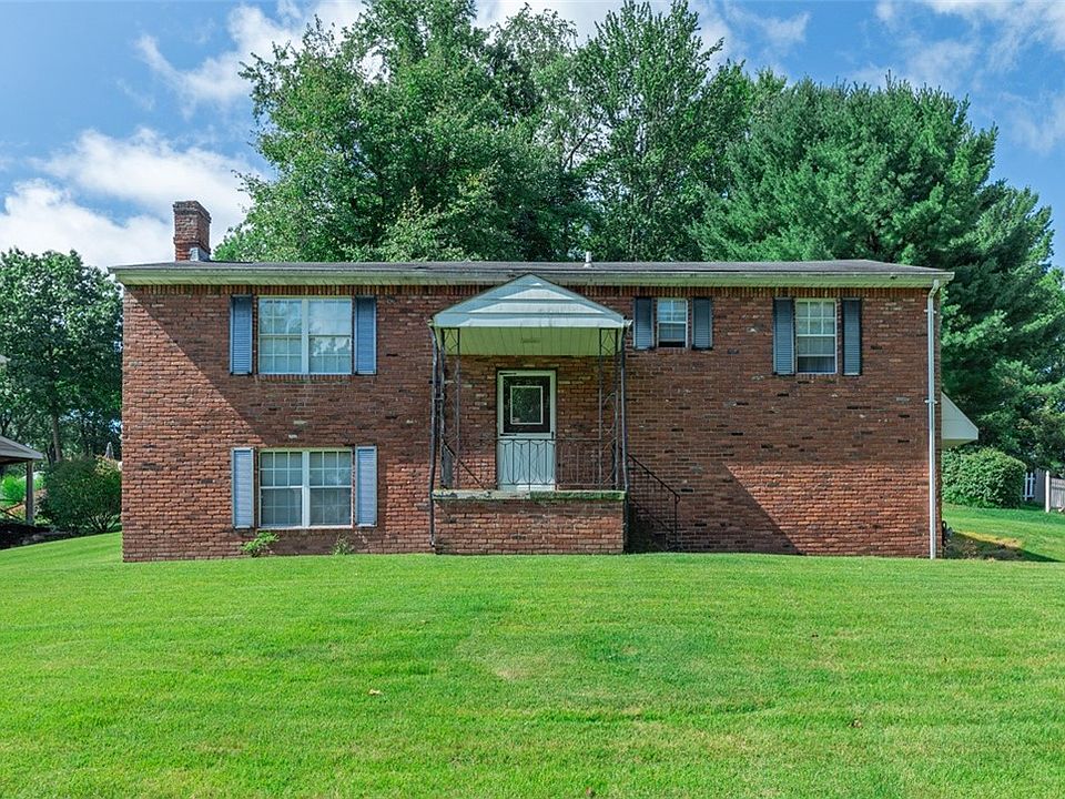 1st image of 138 Terrace Ct