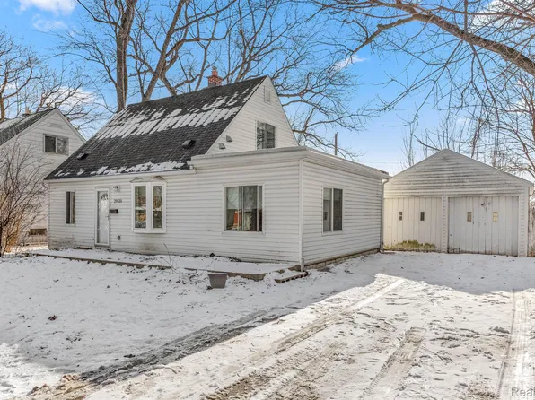 29535 James St, Garden City, MI 48135