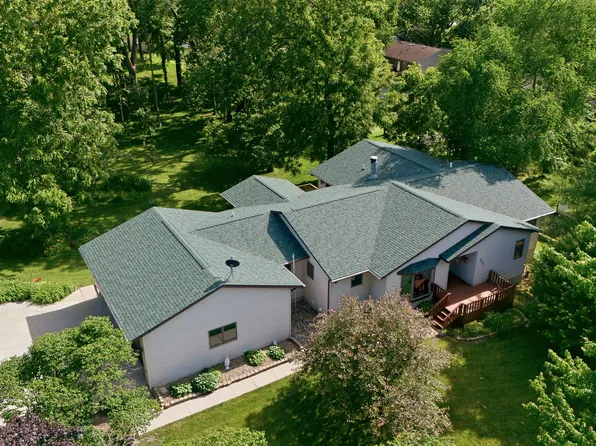 813 W Washington Ave, Polk City, IA 50226