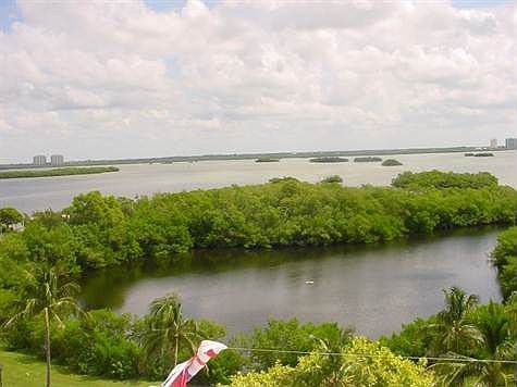 3rd image of 8701 Estero Blvd Unit 706