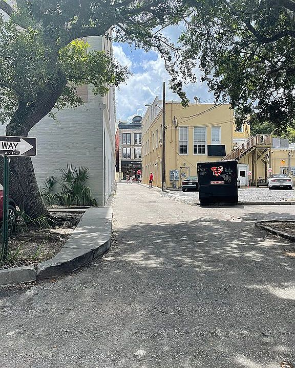 2nd image of 25 Burns Ln