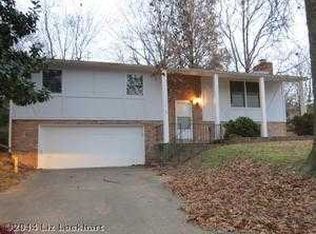 1548 E Riverside Dr, Cape Girardeau, MO 63701