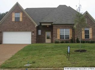 2821 Guernsey Cv, Southaven, MS 38672