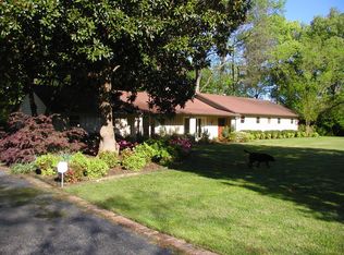 1205 Fair Meadow Rd, Memphis, TN 38117