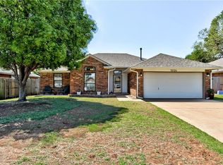 10124 Fairfax Ln, Yukon, OK 73099