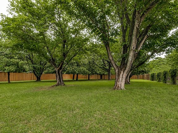 5th image of 6805 Herbert Rd