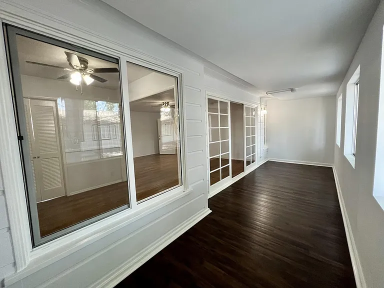 6061 Cahuenga Blvd #4 — Photo 18