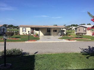 1255 Lake Dr, Grand Island, FL 32735