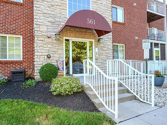 2nd image of 561 Napa Valley Ln APT 5