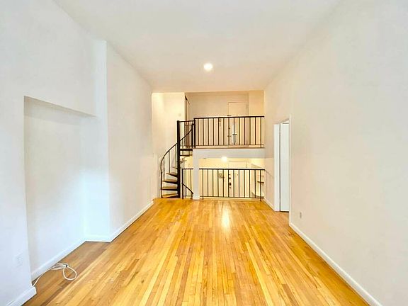 2nd image of 246 W 102nd St #2A2