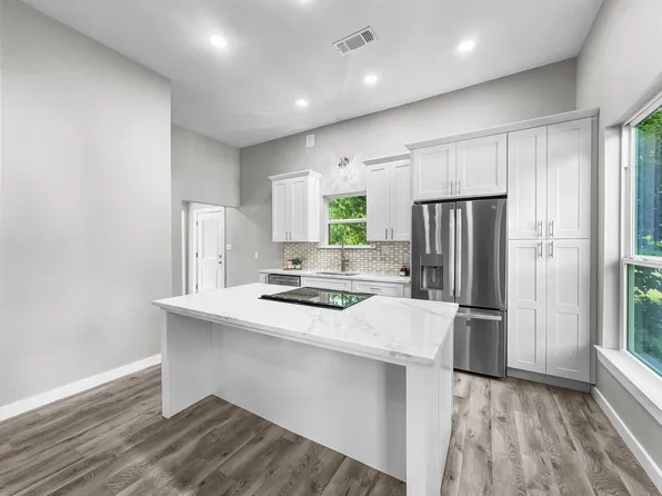 609 North Ave, Whitesboro, TX 76273