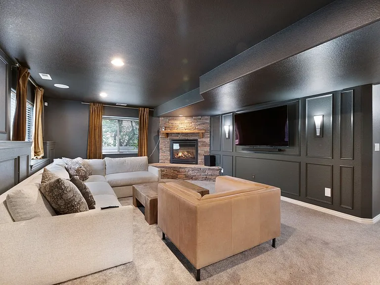 1411 Fieldwood Ct — Photo 42