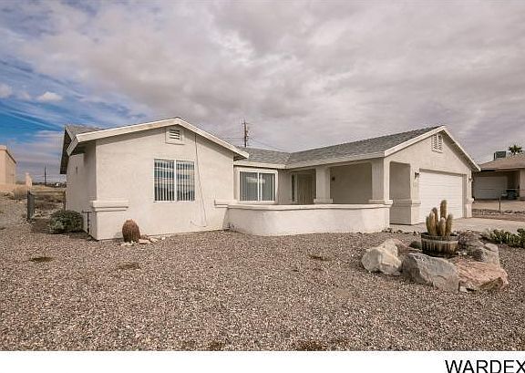 2nd image of 3295 Fountain Palm Dr