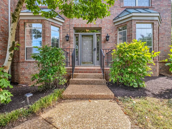 8169 Londonberry Rd, Nashville, TN 37221