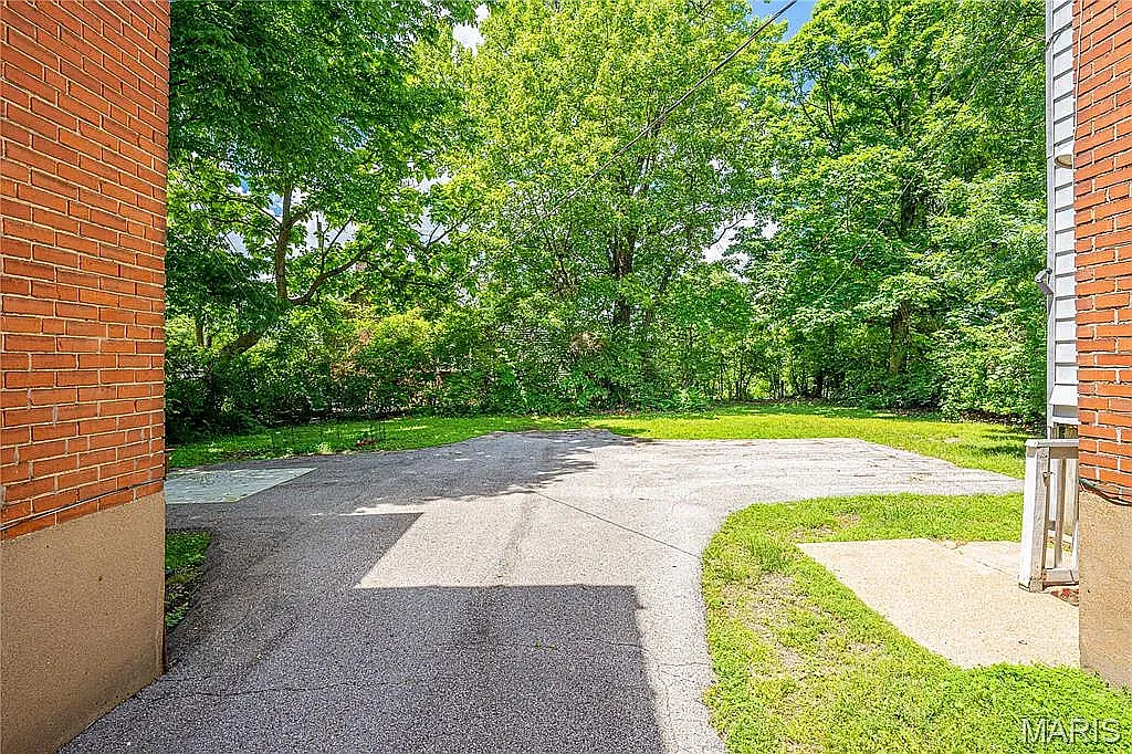 1 bed, 1000 sqft, $995 — Photo 4
