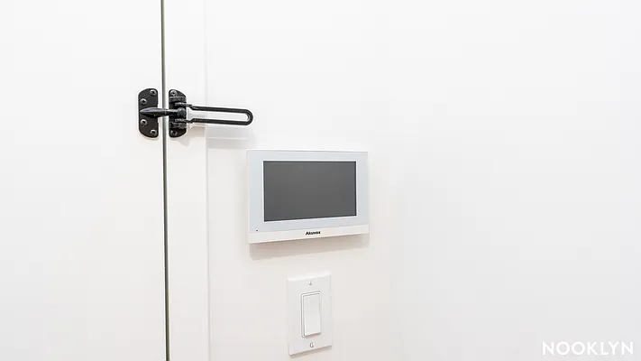 Rented by Nooklyn NYC LLC | media 8