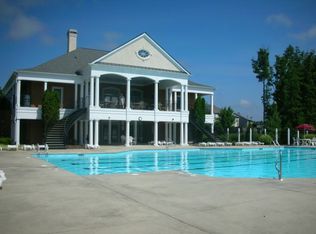 802 Walnut Woods Dr, Morrisville, NC 27560