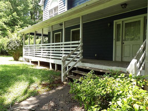 4th image of 674 Graham Rd