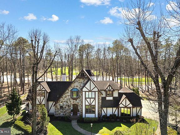 3rd image of 65 Stone Mountain Ln