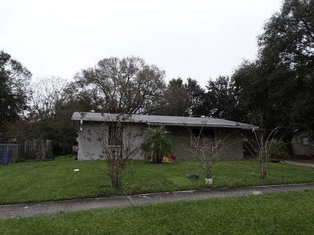 1st image of 2912 S Willow Dr