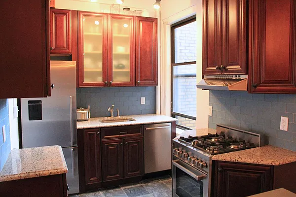 Sold by Real Direct | media 4