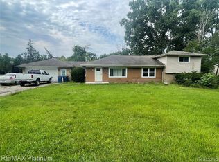 3500 Grange Hall Rd, Holly, MI 48442