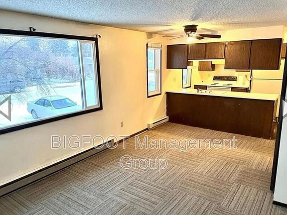 3rd image of 413 N Cherry St Unit 1