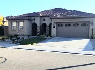 2266 Maple Hollow Ln, Manteca, CA 95336