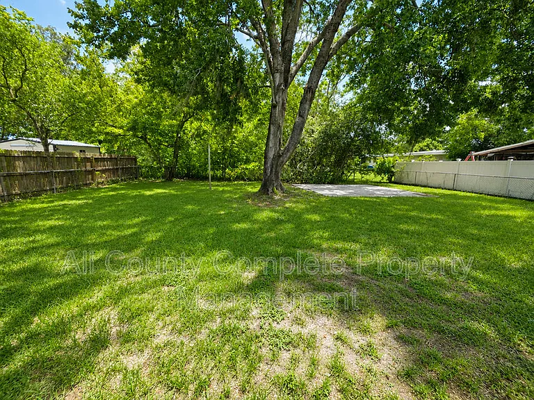 10415 Briarcliff Rd E — Photo 8