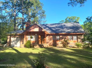 810 Wildlife Rd, New Bern, NC 28560