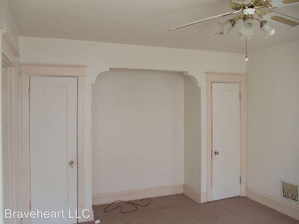 2nd image of 3933A Keokuk St