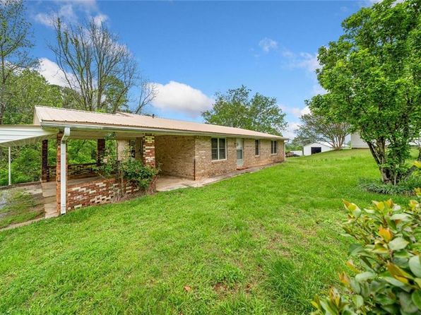 3011 Refuge Rd, Jasper, GA 30143