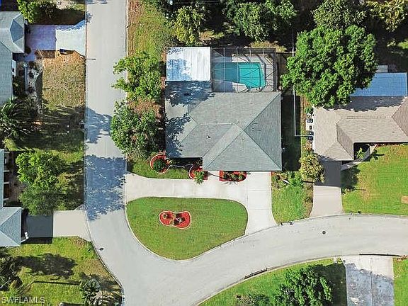 2nd image of 1449 Reynard Dr