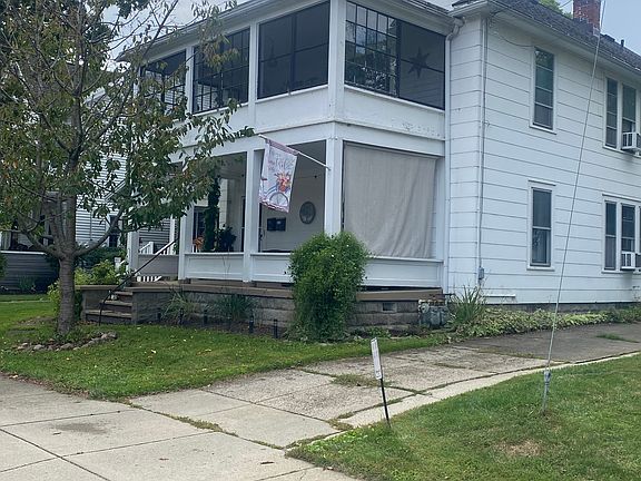 2nd image of 23 Paine St