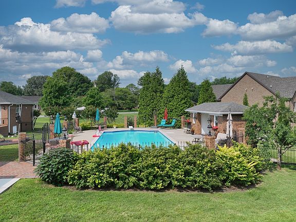 4th image of 200 Rising Sun Ter