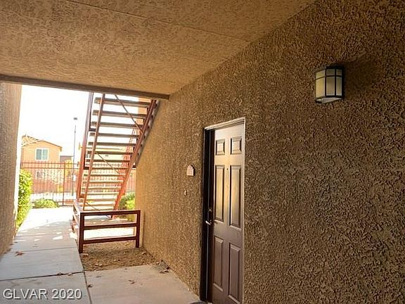 5th image of 8250 N Grand Canyon Dr Unit 1073