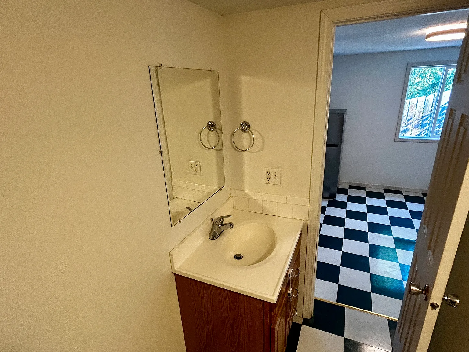 1 bed, 500 sqft, $1,250 — Photo 4